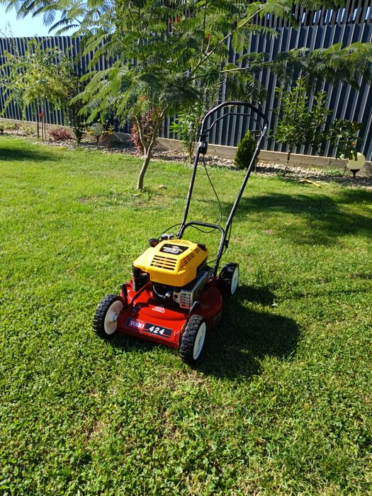 Mașină tuns iarba Toro cu tractiune