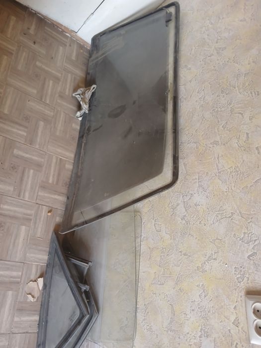 Нексия 2 стекло  задний