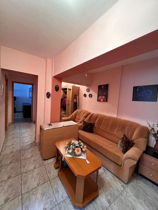 Apartament 3 camere decomandat