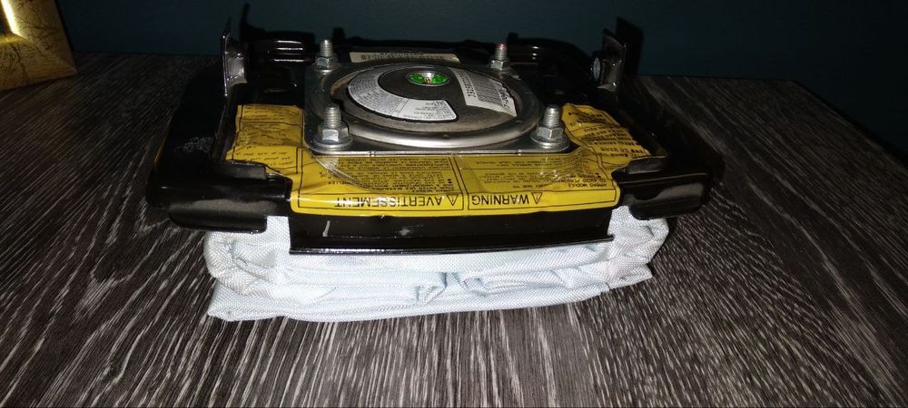 Продам подушку безопасности для Лассети