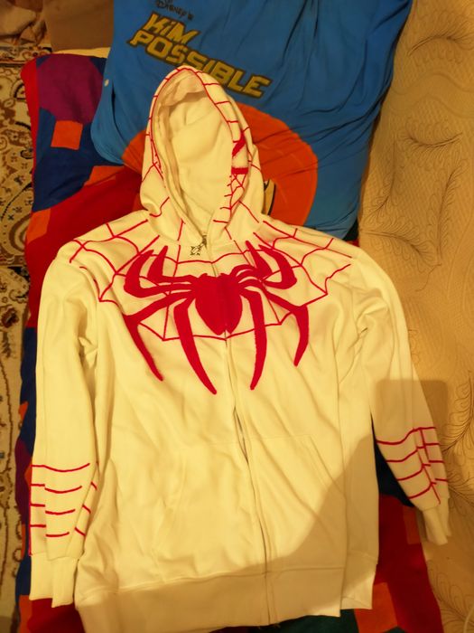 Продам зип худи новый