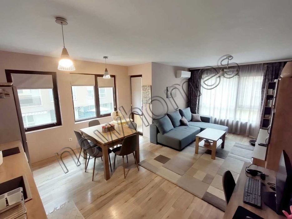 Продава се Тристаен апартамент в Пловдив, Христо Смирненски - 98 кв.м за 1531 €/кв.м - Снимка #2