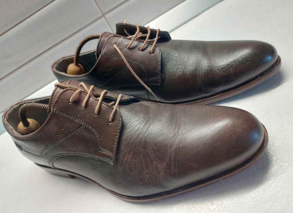 Pantofi din piele Benvenuti