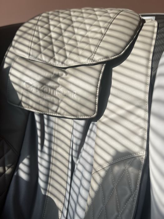 Масажен стол Komoder Nova II