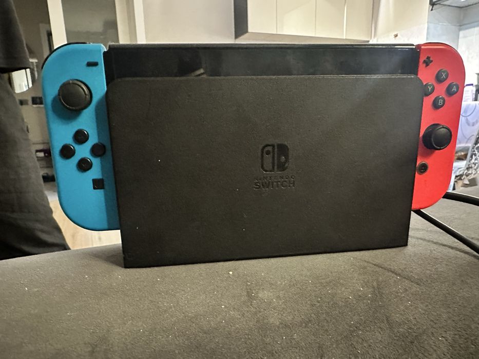 продается nintendo switch Oled