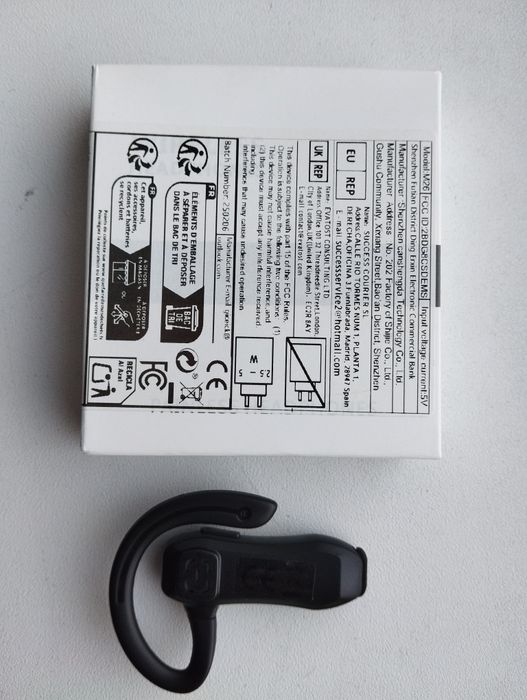 Блютуз наушники.