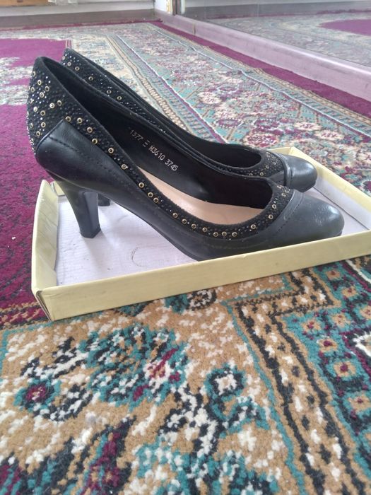 Туфли женские размер 37,5