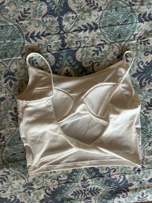 Потник с гол гръб