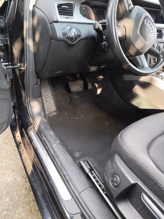 Curățare interioară/detailing auto