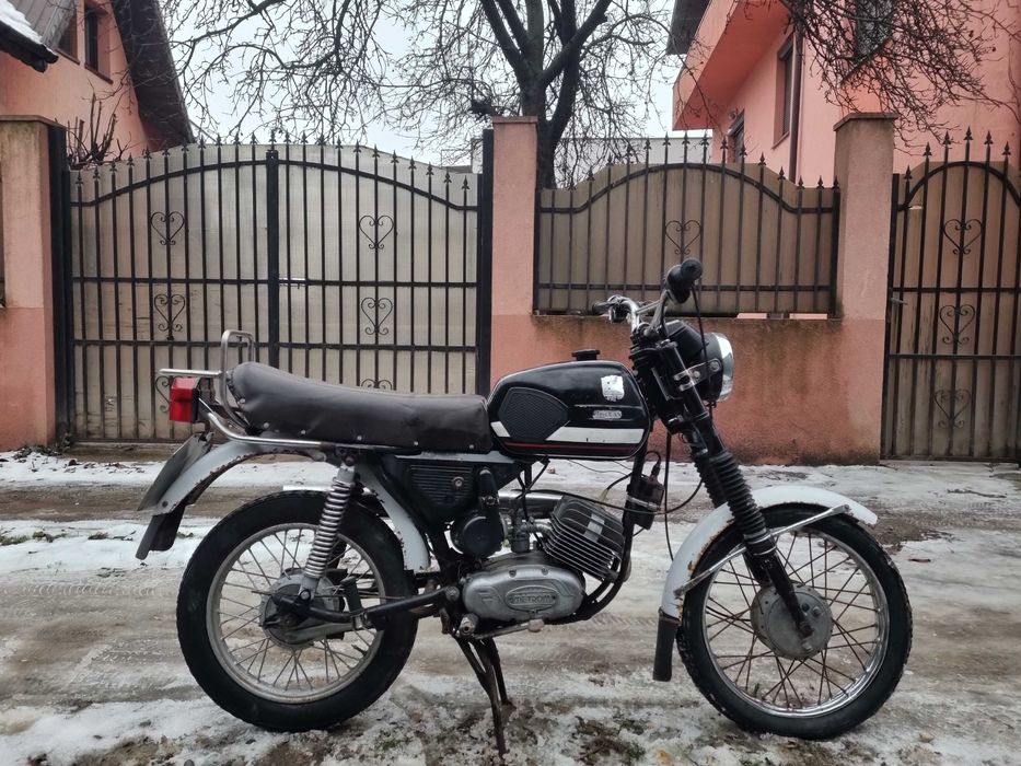 Mobra Hoinar an 1989 in stare de functionatre