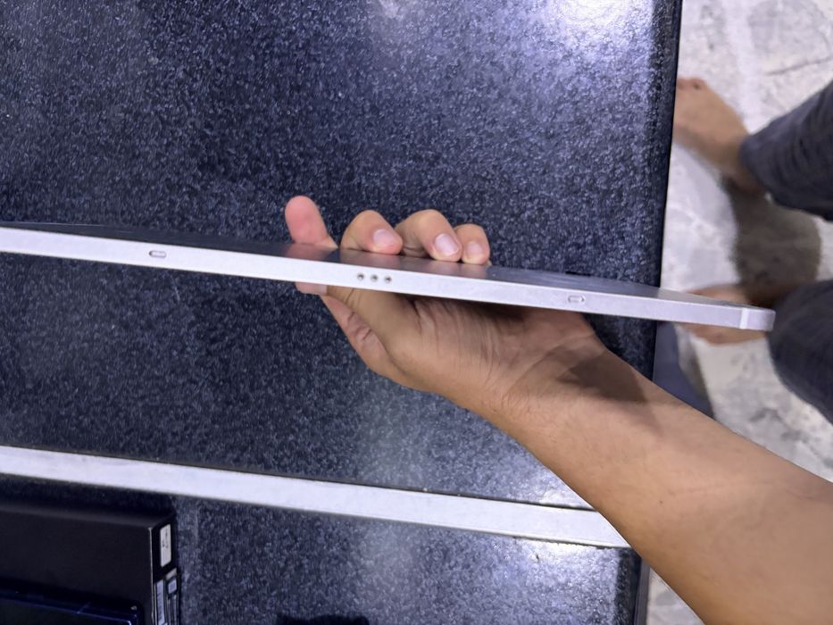 samsung tab s9fe pamit 6.128g holati ideal oqip tel qlila