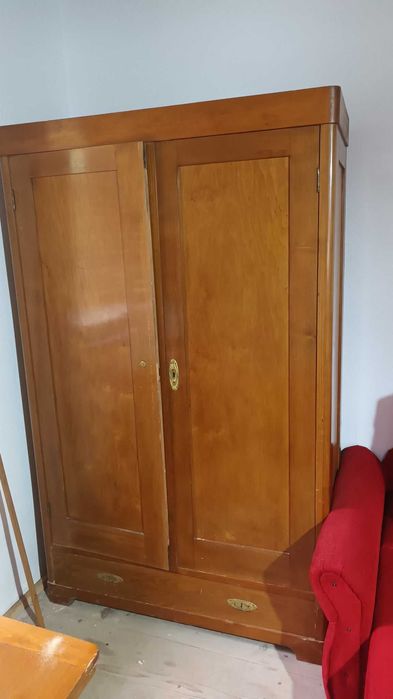 Lampe de gaz Vechime Scaune Masă Lustre tavan Dulap Scaune pat