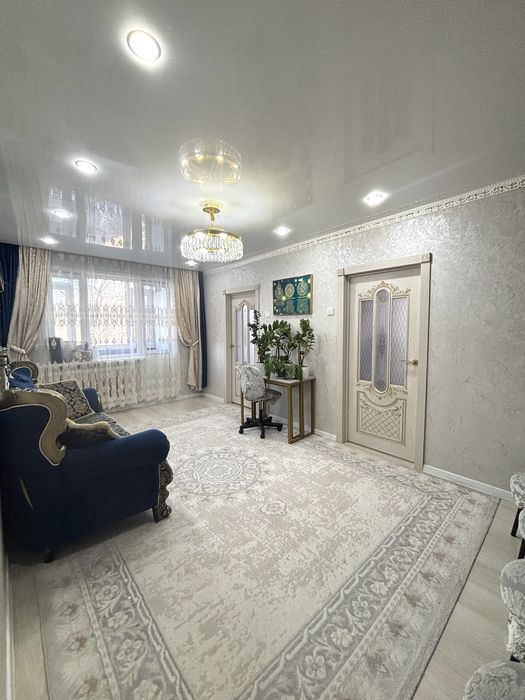 Продается 3х ком Школьник 2/5