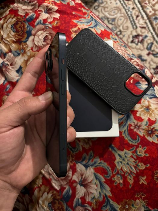 IPhone 13 с гарантие