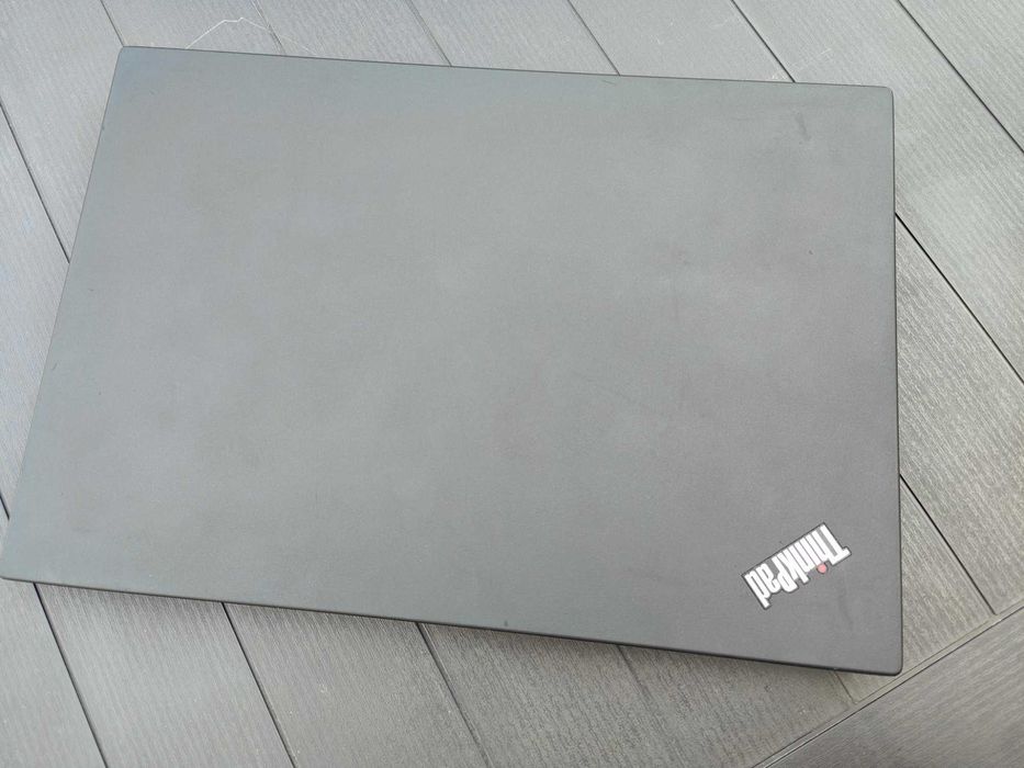 Laptop Lenovo ThinkPad T14 Gen 2 AMD, 14" FHD IPS, AMD Ryzen 5 PRO 5650U 6-core, 8 GB DDR4, 256 GB SSD m2 PCIe, Windows 11 Pro