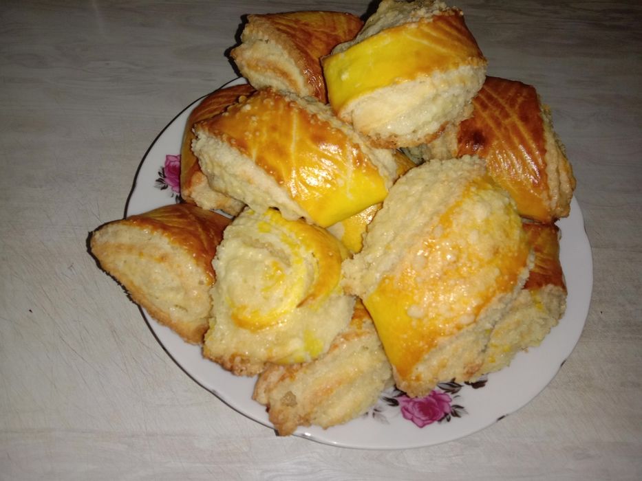 Самая  вкусная пицца,кята,самса,пироги и мн. другое