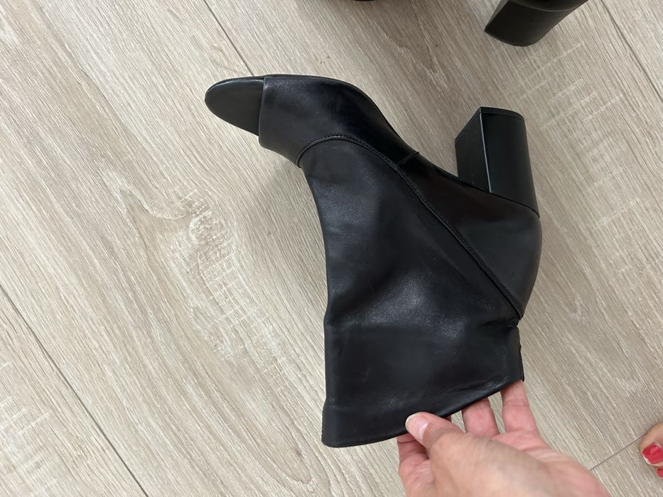 Летни обувки / боти BATA