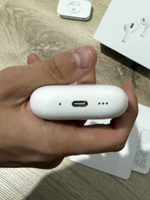 AirPods Pro 3 (2025)