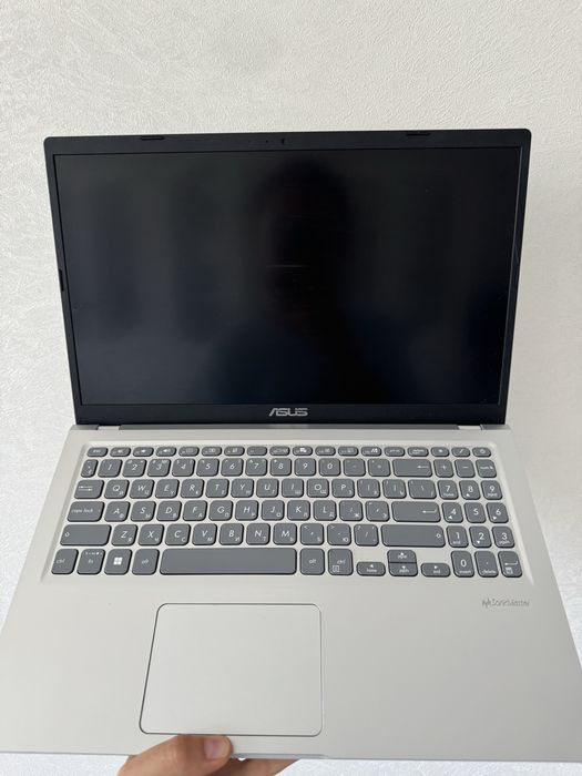 ASUS VivoBook 15 D515DA-BQ1407W