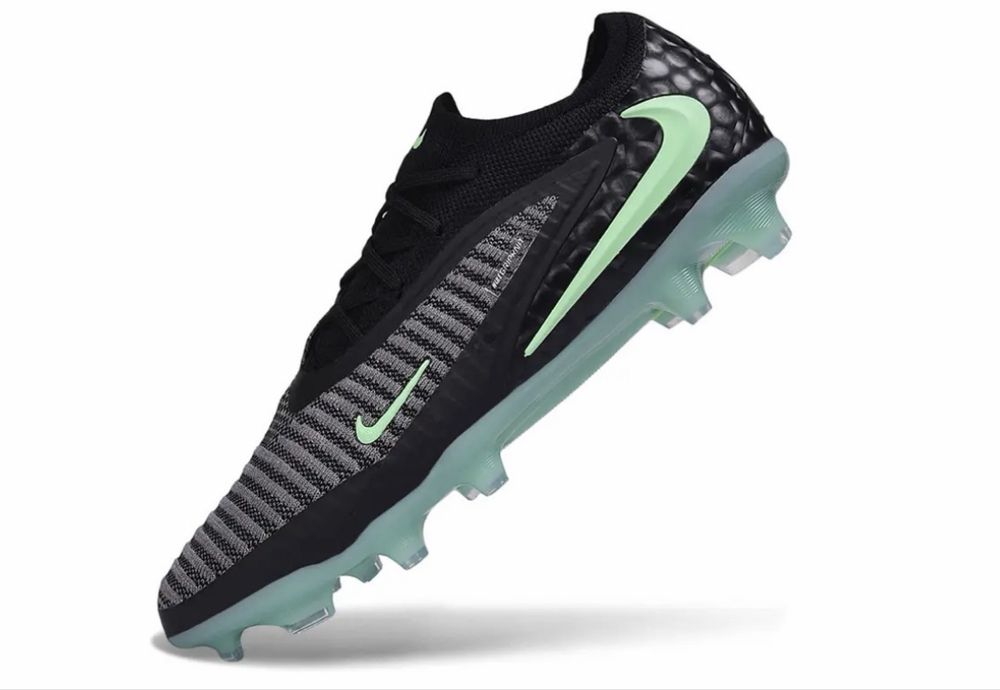 Nike Phantom