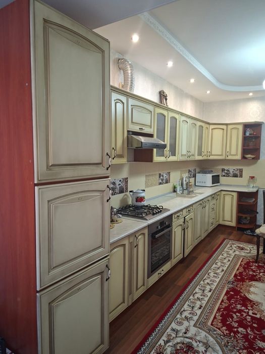 Продам куонный гарнитур