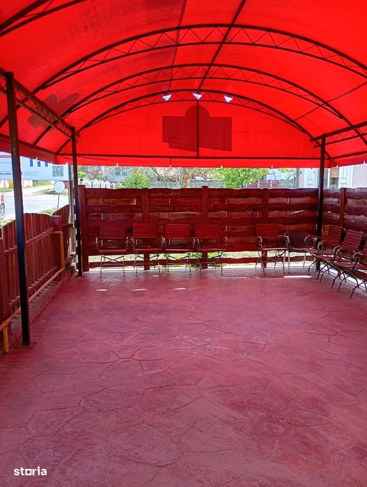 De vanzare  casa in localitatea:Crucisor.
Pret promotional:46000euro