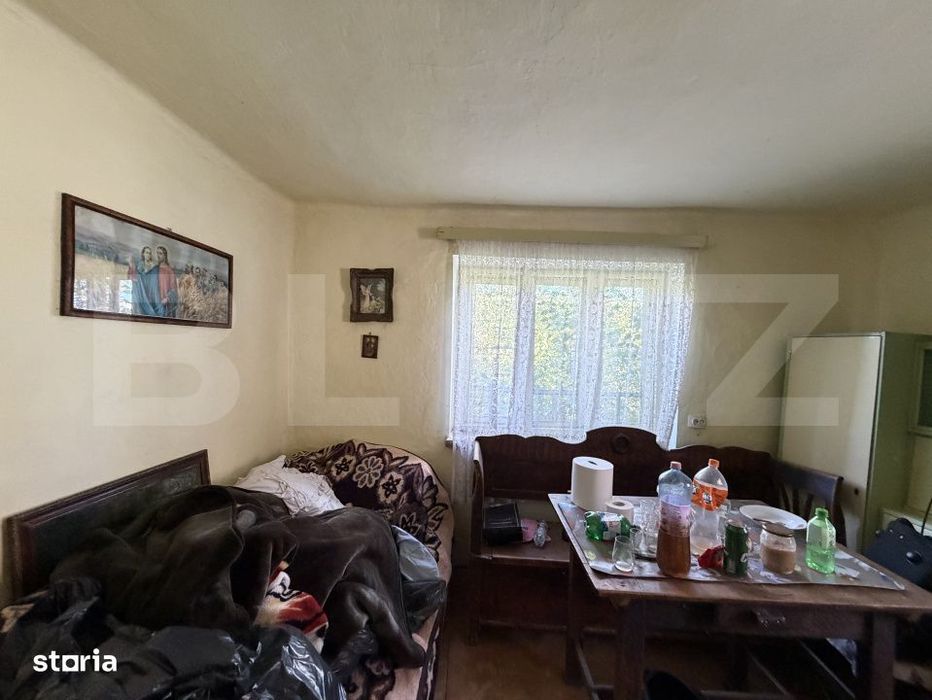 Casa cu 3 camere si un teren de 4100 mp