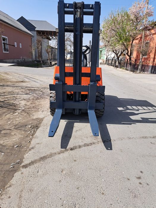 Балганкара.сотилади.дизел.матори.заватиской.холати.зур.3.5.тоннали..