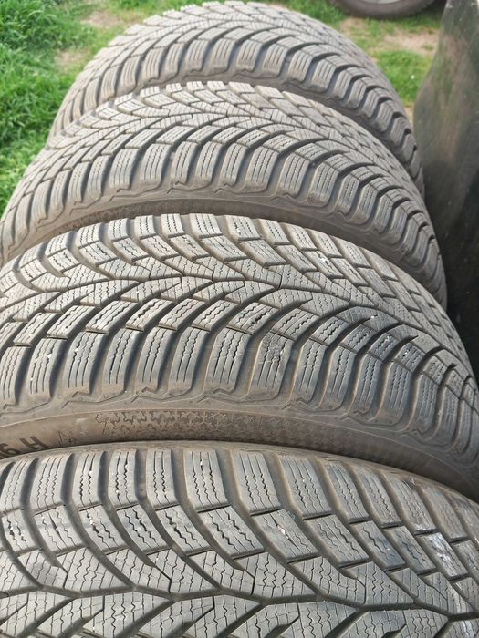 205/55 R16 Continental Wintercontact