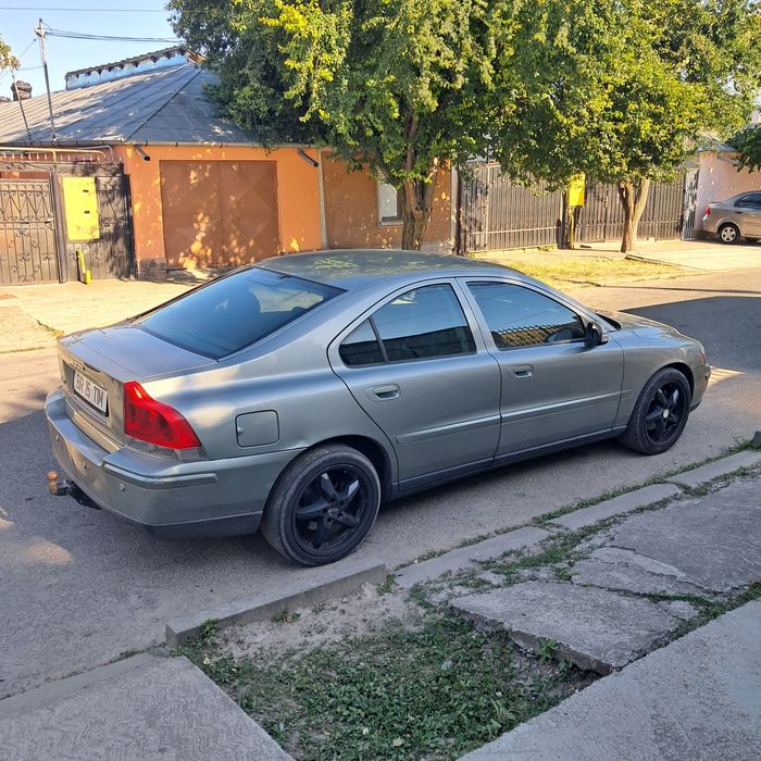 Vând sau schimb Volvo s 60