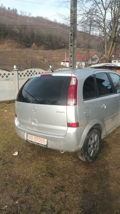 Vând Opel Meriva