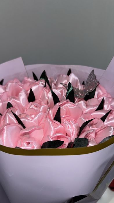 Нежный букет 31 тюльпан ручной работы