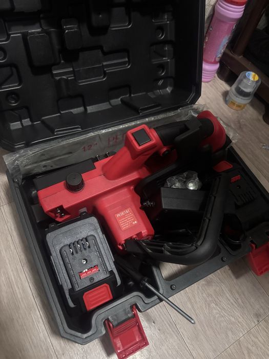 Пила на батарейках