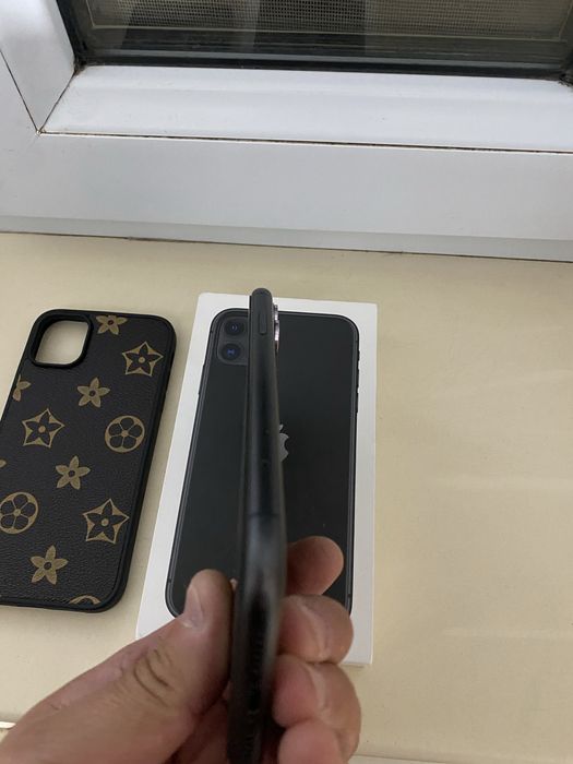 Iphone 11 64g 74% без ремонт