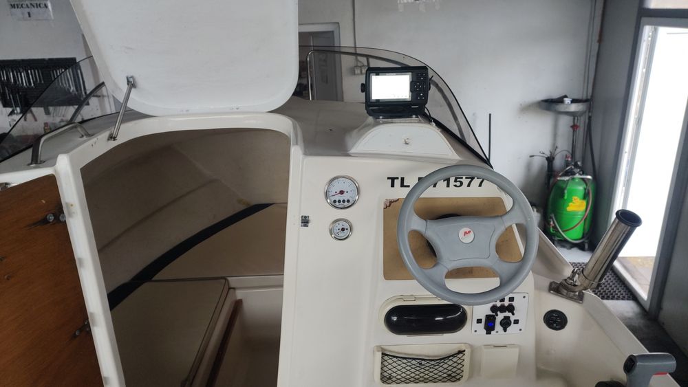 Quicksilver 450 Cabin  an 2002