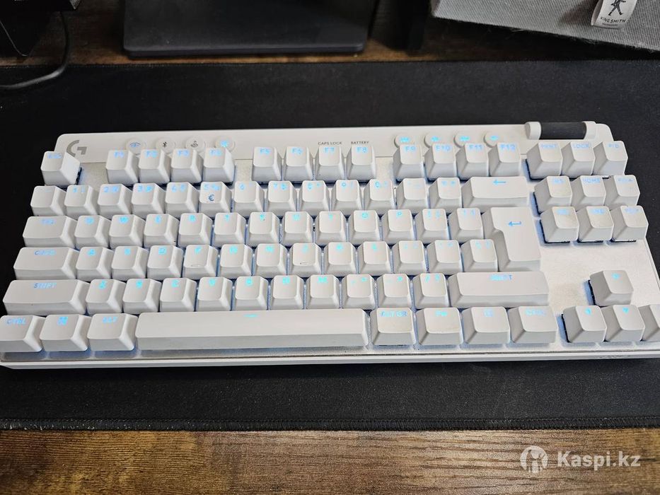 Logitech G PRO X TKL Lightspeed