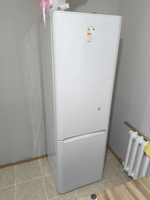 Холодильник индесит