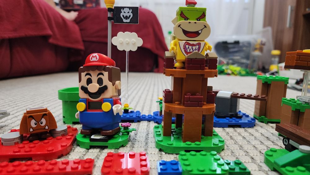 Продам Lego super Mario