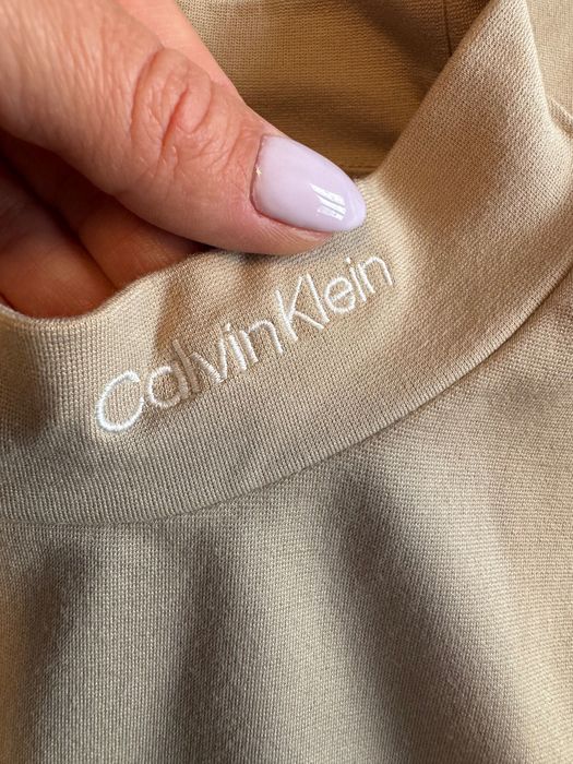 Рокля Guess / Calvin Klein Хс размер
