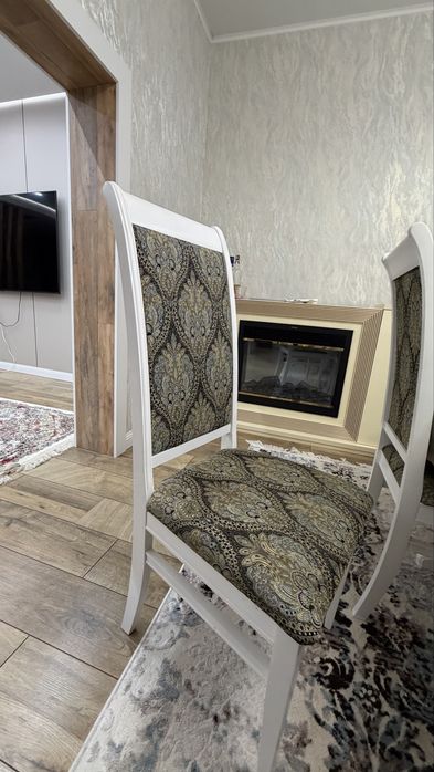 Продам стол стулья