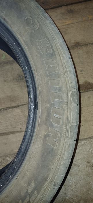 Продам шины 215/55R17