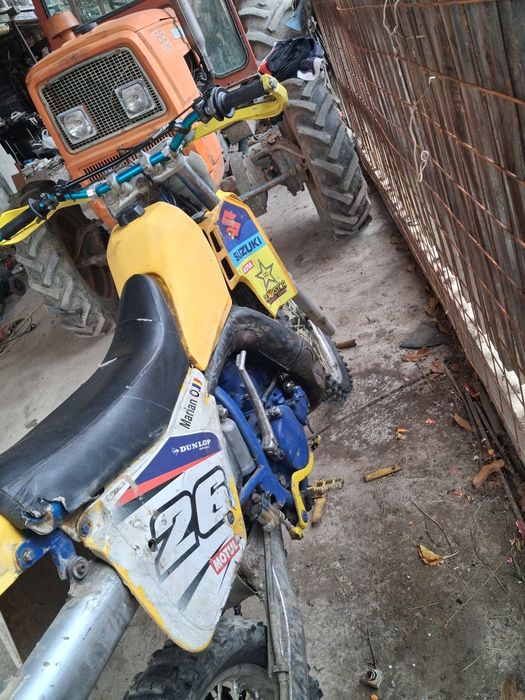Vând sau schimb cross  Suzuki RM  250 2t Powervalve