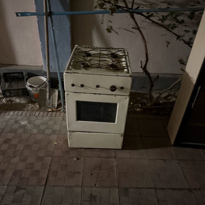 Продам старую мебель