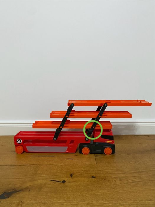 Tir Mega Transportator Hot Wheels