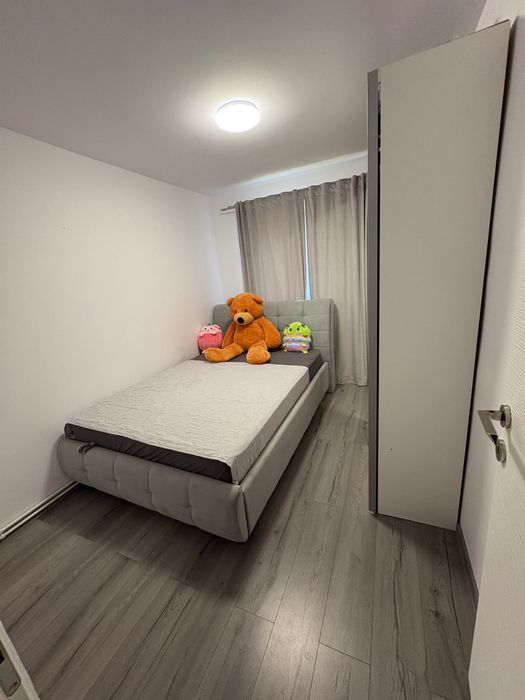 Vand apartament 3 camere 58m2 renovst la chiei