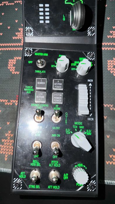Thrustmaster Viper Panel