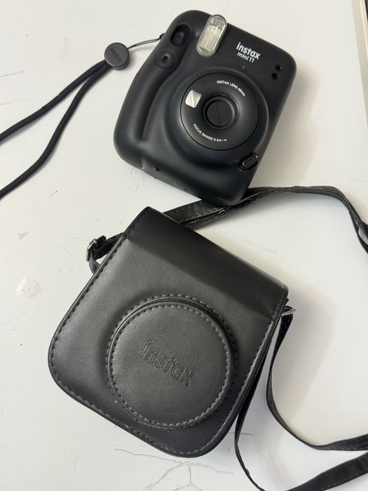 Instax mini 11 с сумкой