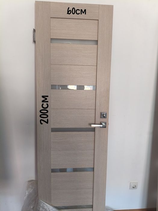 Продам межкомнатные двери