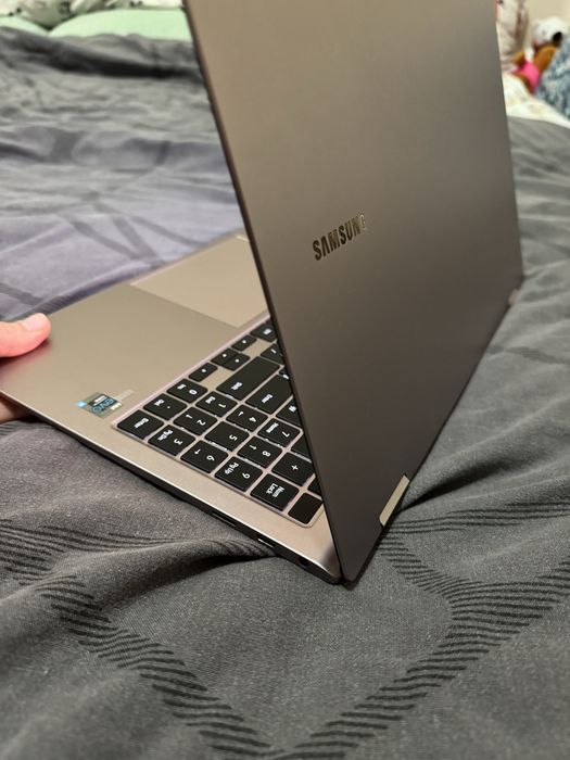 Ноутбук Samsung Galaxy Book Pro