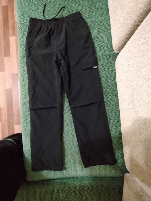 Продам штаны лыжные за 1000тг